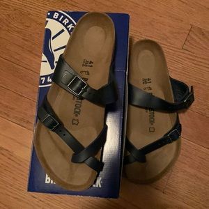 Birkenstock Mayari Navy Sandals